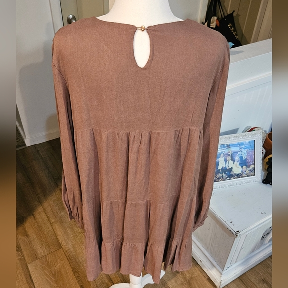 NWT'S - SOLUTION - Cocoa Brown Knee Length Dress - Size Large - Picture 5 of 6